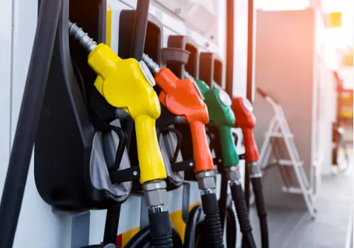 Rastreador de Precios de Combustible para Camiones